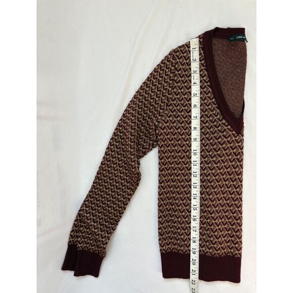Zara Knit Jacquard V Neck Sweater Geometric Chevron Burgundy Gold S 70s Retro - Picture 9 of 10